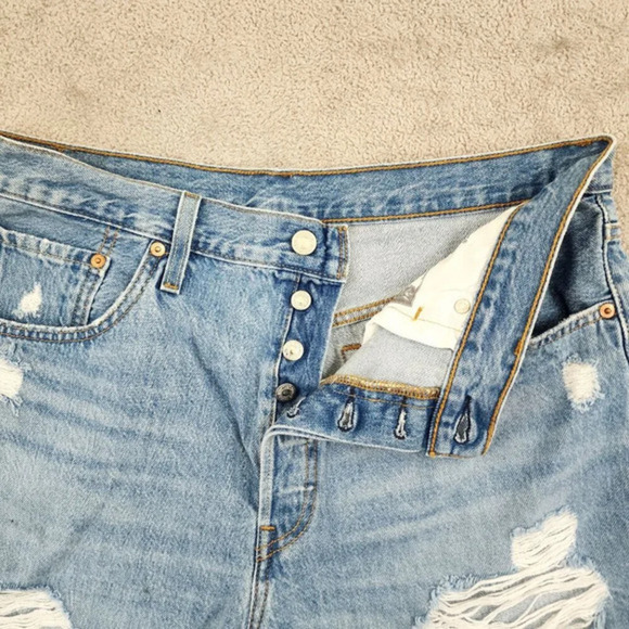 Levi's‎ 501 Womens Light Blue Distressed High Waist Jean Shorts W33  28CT - Picture 7 of 8